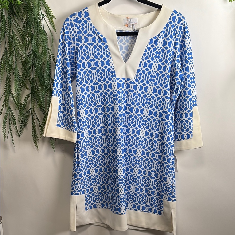 Jude Connally Blue and White Graphic Tunic